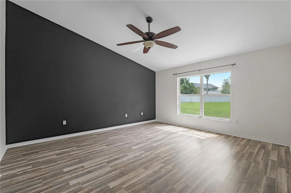3809 HANOVER HILL DR Valrico, FL 33596