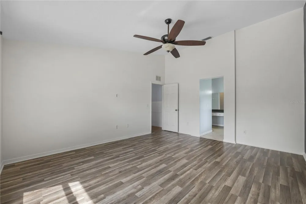 3809 HANOVER HILL DR Valrico, FL 33596