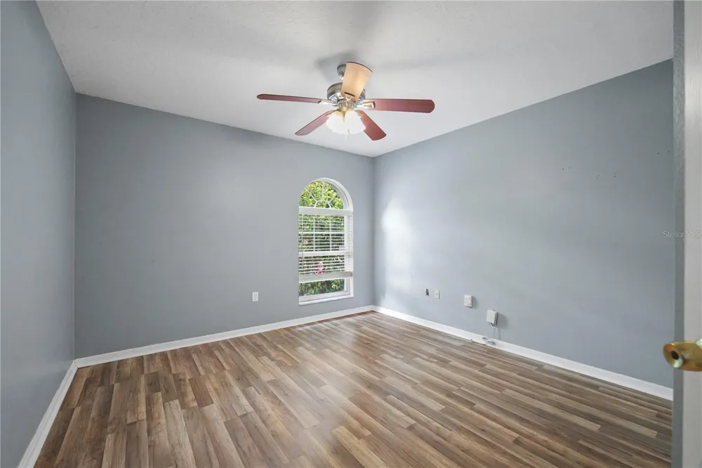 3809 HANOVER HILL DR Valrico, FL 33596
