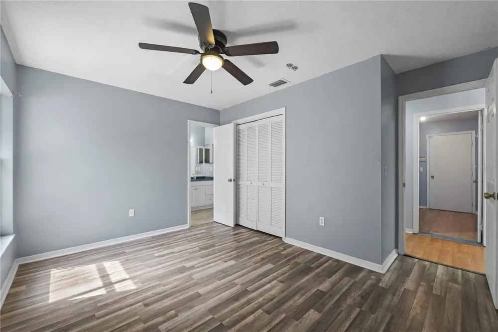 3809 HANOVER HILL DR Valrico, FL 33596