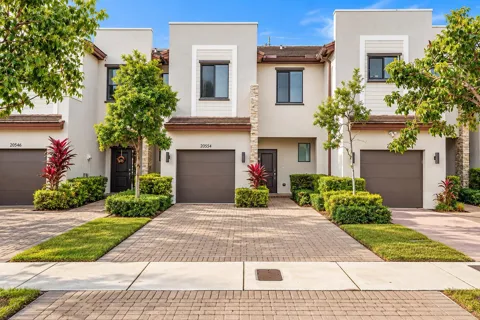 20554 NE 2ND COURT
