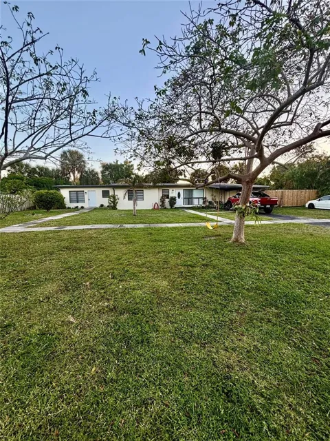 4380 SW 11TH STREET