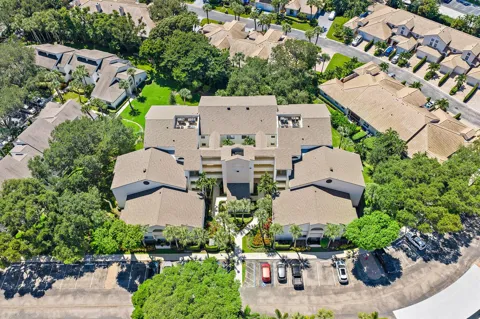 326 OAK HARBOUR DRIVE #326