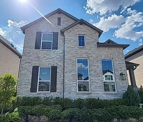 2825 Holland Court