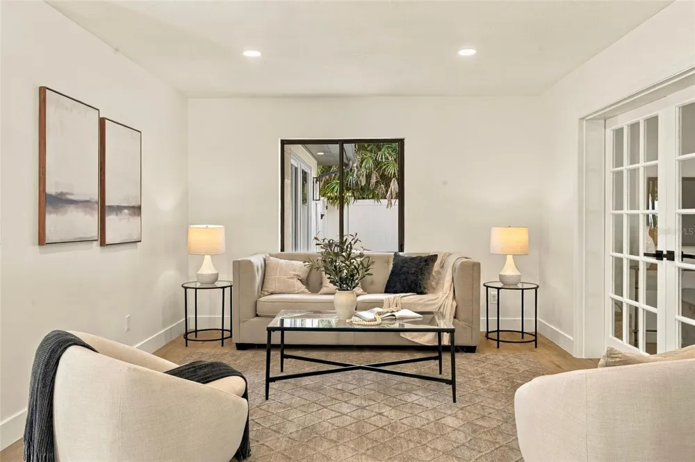 10309 RECLINATA LANE Tampa, FL 33618