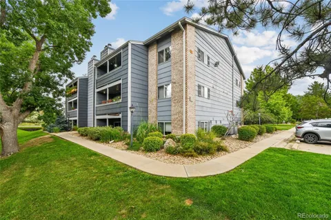 4654 White Rock Circle #4