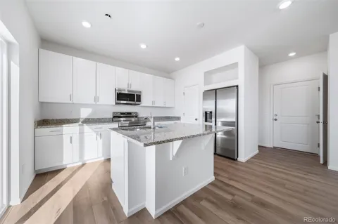 3413 Teakwood Lane