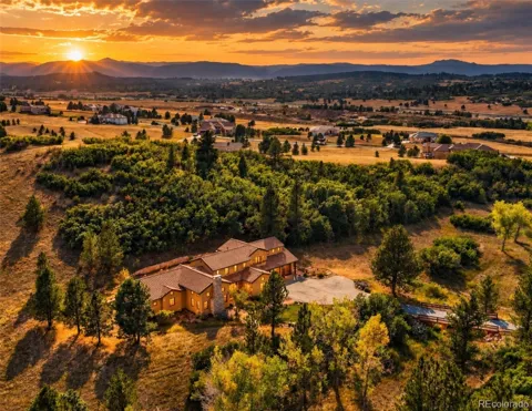 4504 Mariposa Road