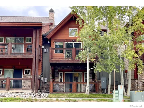 801 Lakepoint Drive #B11