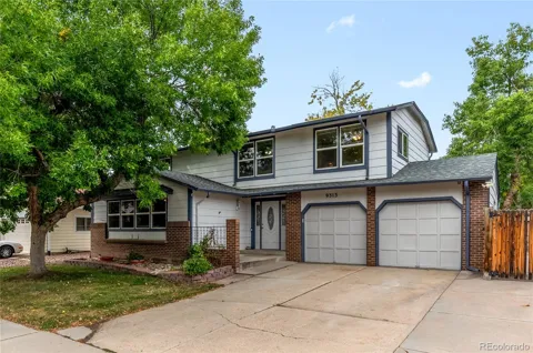 9313 W 91st Place