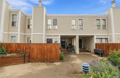 1050 S Monaco Street Parkway #103