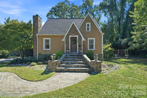 3305 Cambridge Road