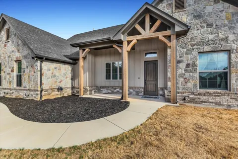 127 Paradise Oaks Court
