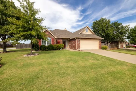 1614 W Austin Place