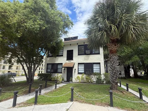 669 AVENUE B NW #9