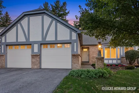 3167 Maple Villa Drive SE