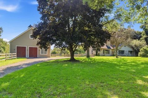 2785 Pearson Road