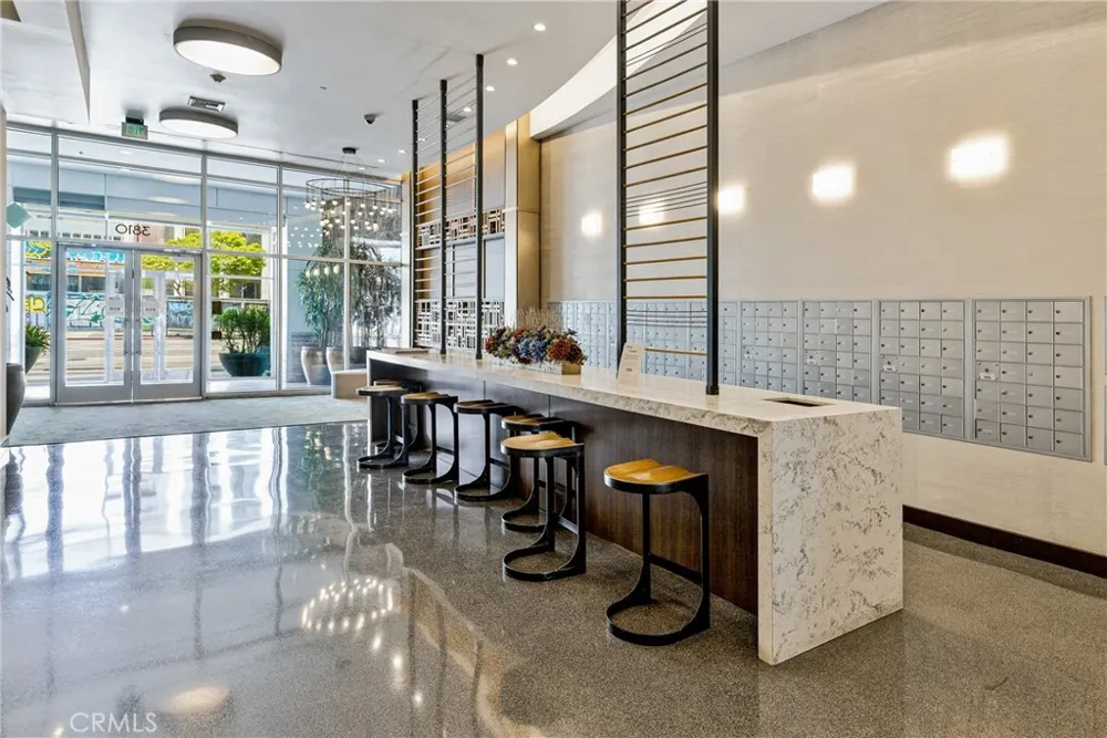 3810 Wilshire Blvd #1811 Los Angeles, CA 90010