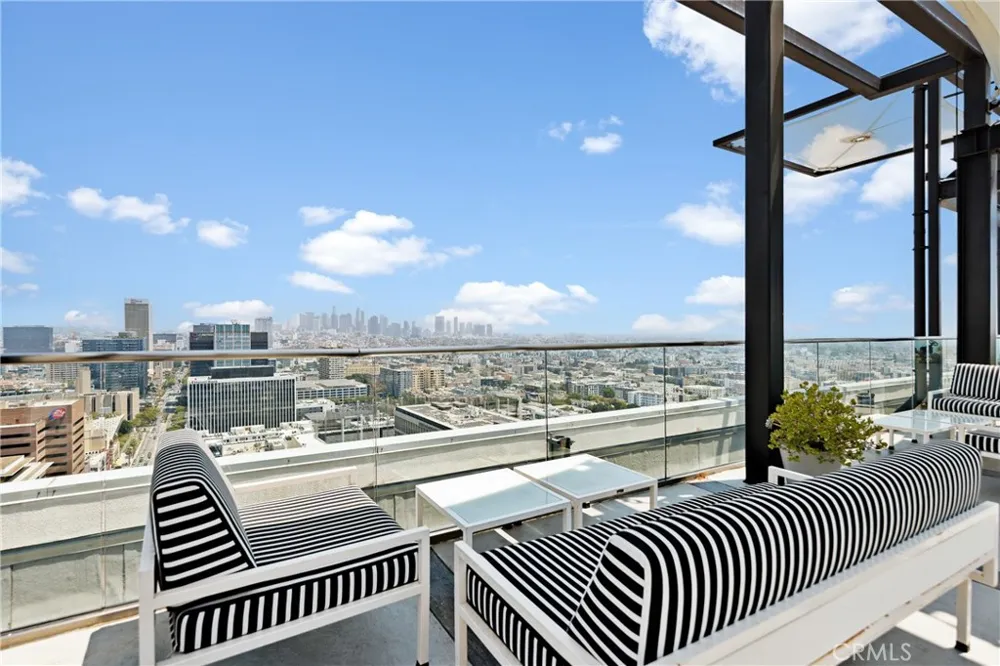 3810 Wilshire Blvd #1811 Los Angeles, CA 90010