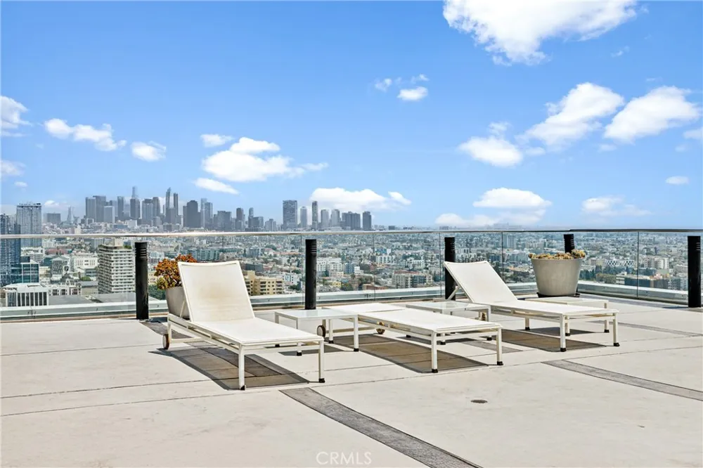 3810 Wilshire Blvd #1811 Los Angeles, CA 90010