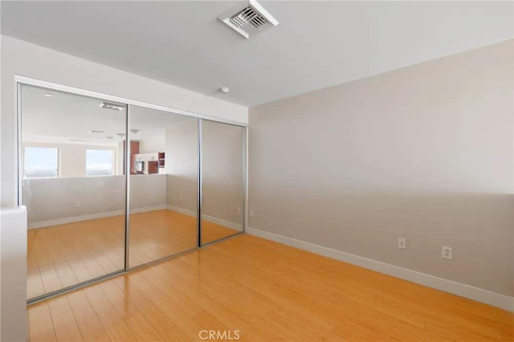 3810 Wilshire Blvd #1811 Los Angeles, CA 90010