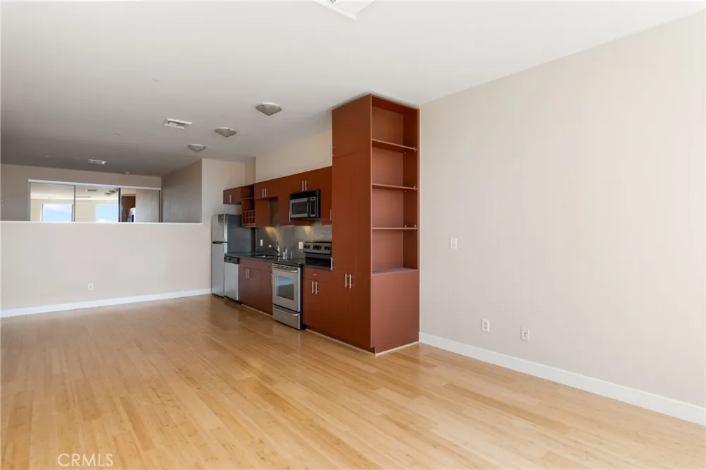 3810 Wilshire Blvd #1811 Los Angeles, CA 90010