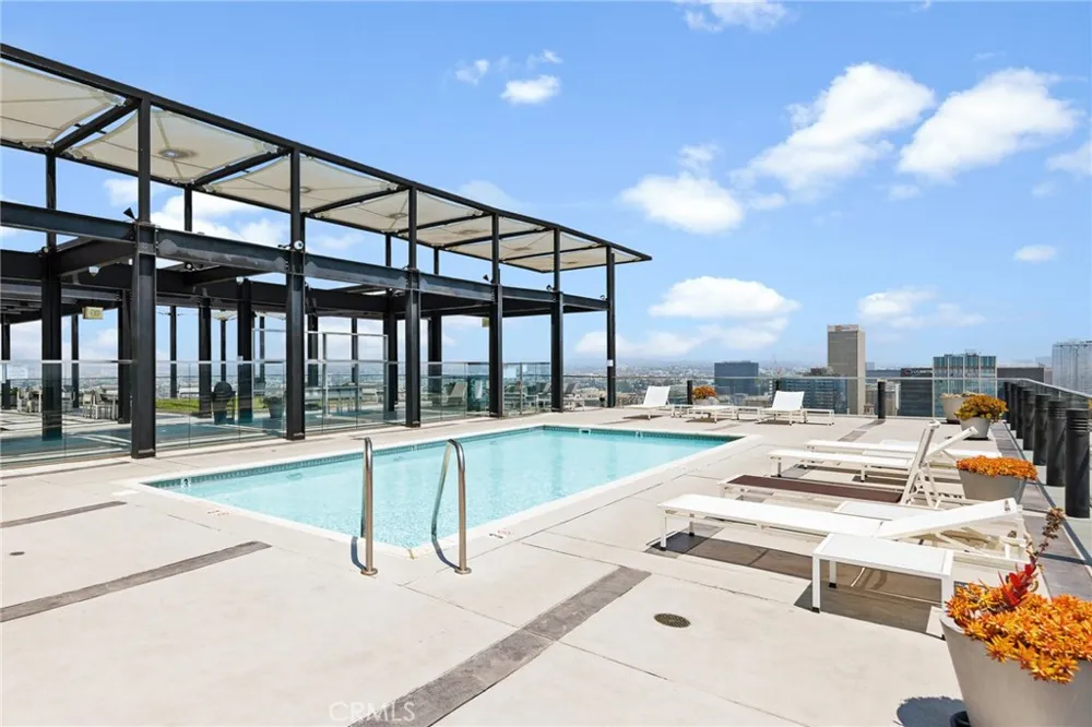 3810 Wilshire Blvd #1811 Los Angeles, CA 90010