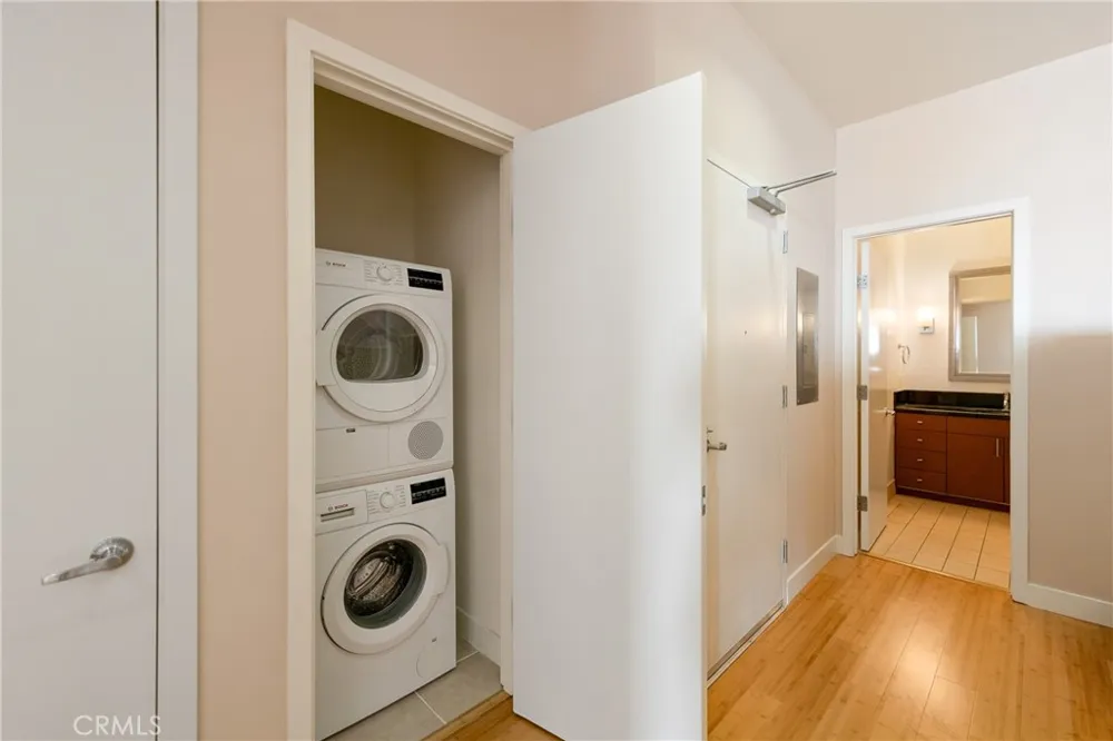 3810 Wilshire Blvd #1811 Los Angeles, CA 90010