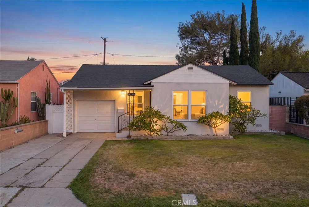 14766 Miller Avenue Gardena, CA 90249
