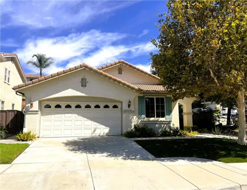 28984 River Oaks Lane
