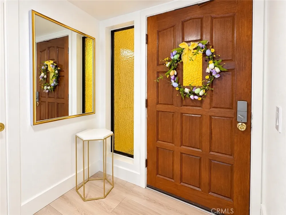 437 E Palm Avenue #207 Burbank, CA 91501