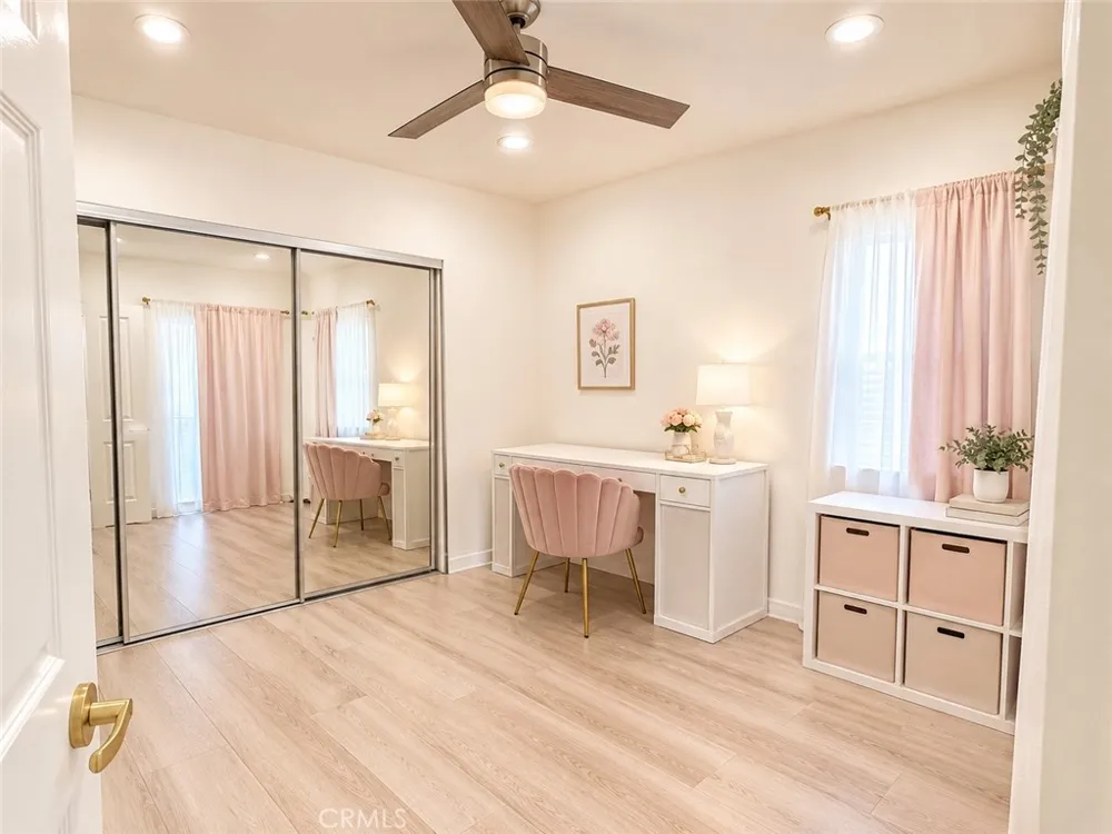 437 E Palm Avenue #207 Burbank, CA 91501