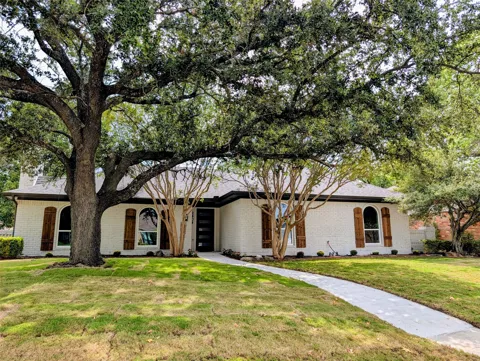 2404 Glen Forest Lane
