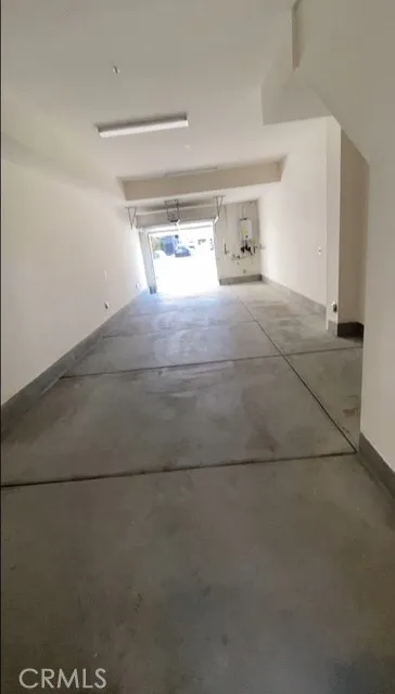 1055 Cadence Irvine, CA 92618