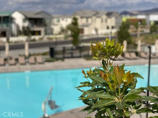 1055 Cadence Irvine, CA 92618