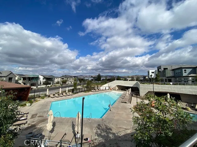 1055 Cadence Irvine, CA 92618