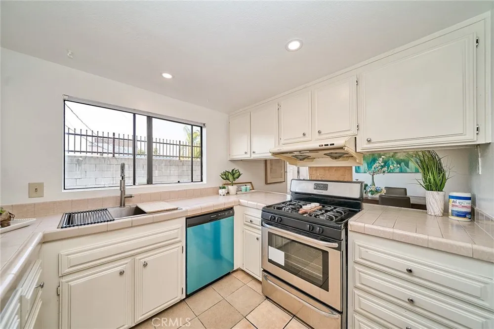 1417 S Marguerita Alhambra, CA 91803