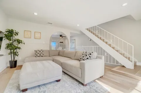 3999 E Santa Ana Canyon