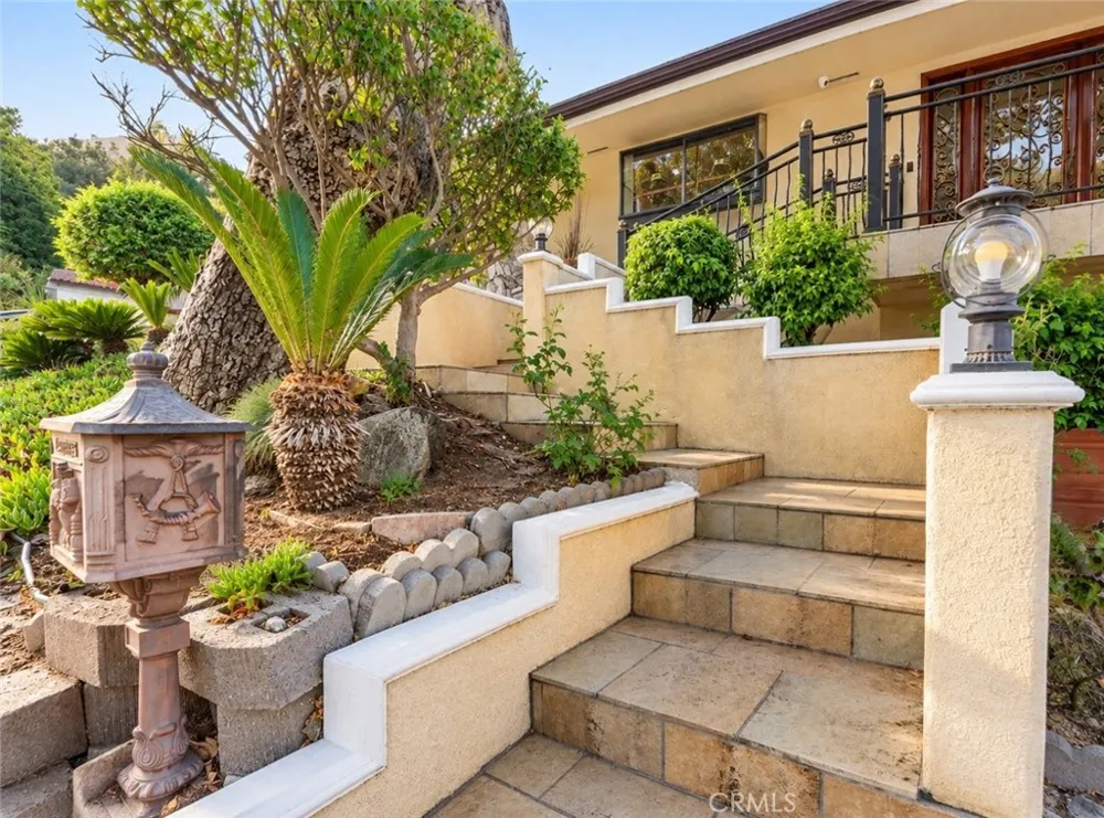 1315 Beaudry Glendale, CA 91208