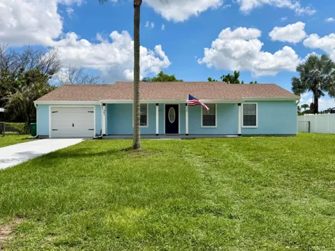 341 SW Belmont Circle