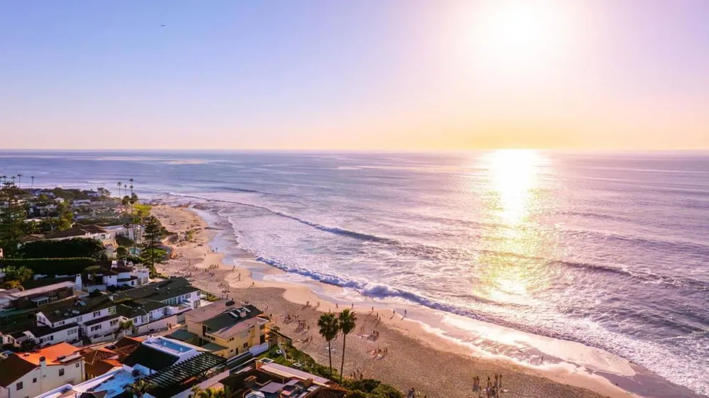 7375 Eads #A La Jolla, CA 92037