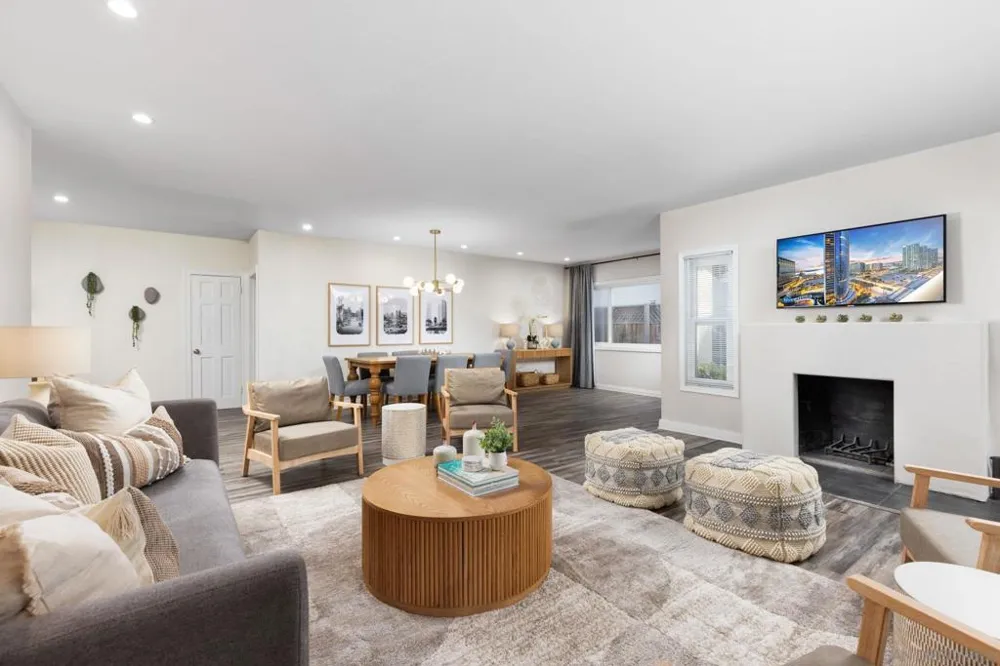 7375 Eads #A La Jolla, CA 92037