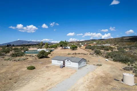 59420 Roger Lane