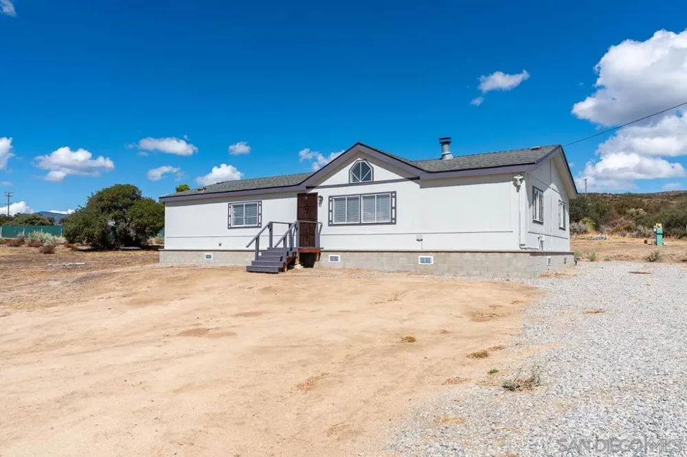 59420 Roger Lane Anza, CA 92539