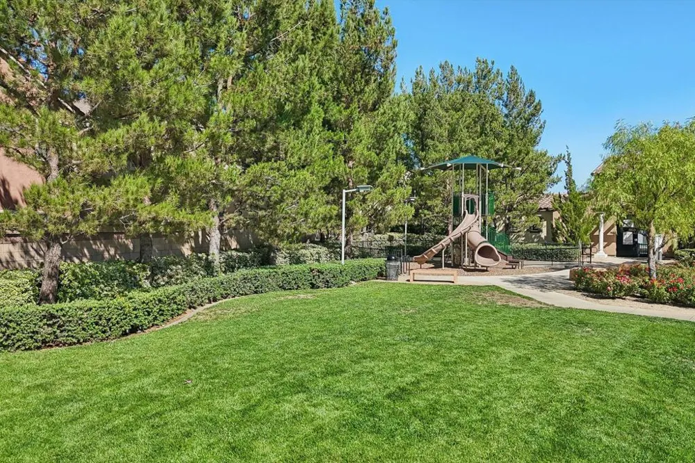 1410 Silverberry Lane Beaumont, CA 92223