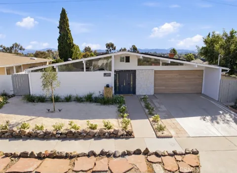 6439 Lake Mere Court