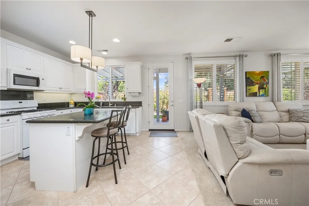 7940 S Mickelson Way Hemet, CA 92545