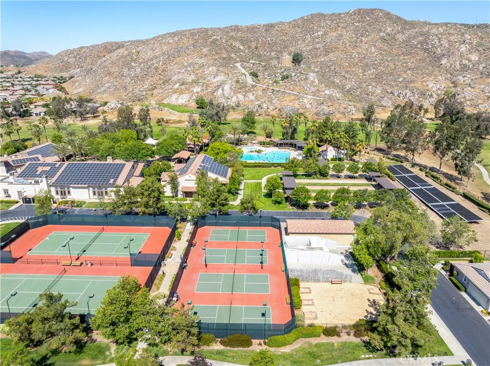 7940 S Mickelson Way Hemet, CA 92545