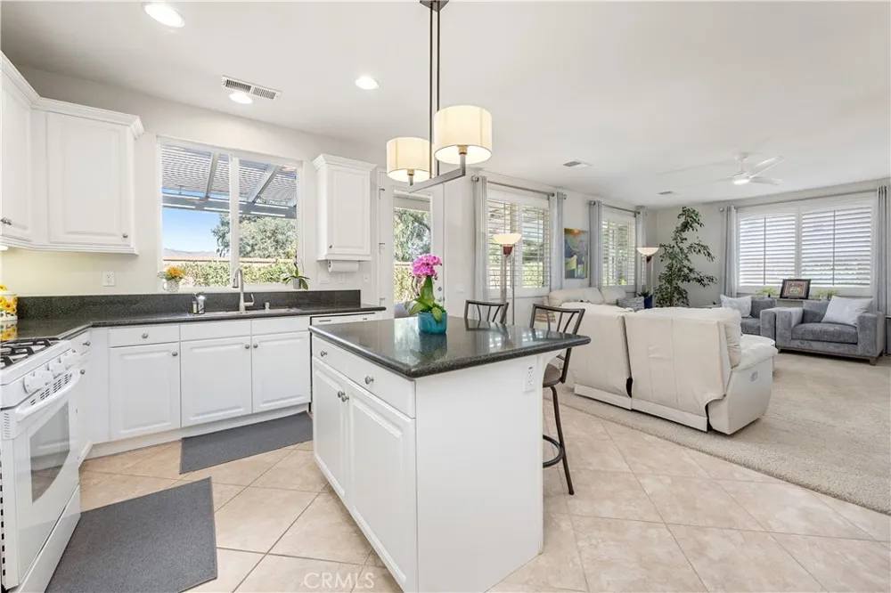 7940 S Mickelson Way Hemet, CA 92545