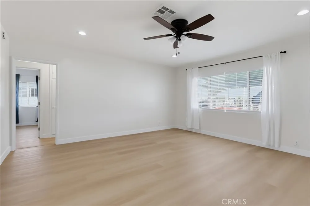 11456 Mclaren Street Norwalk, CA 90650